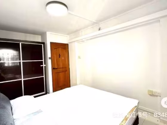 整套出租 • 武吉巴督 • 323 Bukit Batok Street 33 • S$3000 • 3房(2臥室) •  照片