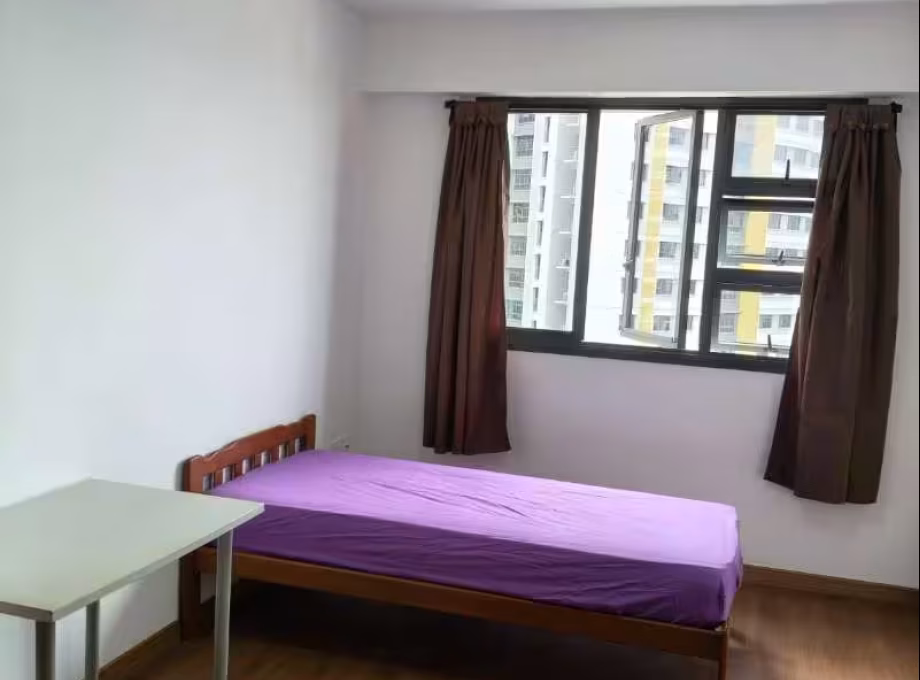 单间出租 • 武吉班让 • 464B Clementi Avenue 1 • S$1400 • 3房(2臥室) • 主人房 照片