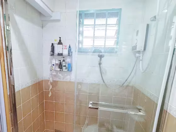 单间出租 • 后港 • 406 Sembawang Drive • S$1300 • 3房(2臥室) • 主人房 照片