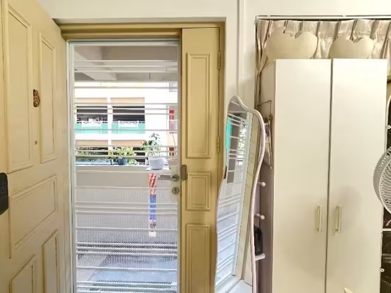 单间出租 • 后港 • 406 Sembawang Drive • S$700 • 3房(2臥室) • 普通房 照片