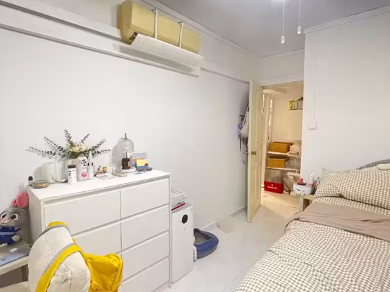 单间出租 • 后港 • 406 Sembawang Drive • S$700 • 3房(2臥室) • 普通房 照片