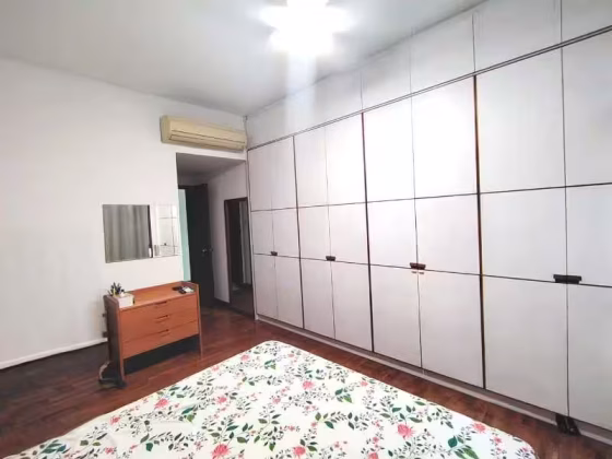 整套出租 • 后港 •  Seletaris • S$4000 • 共管公寓 •  照片