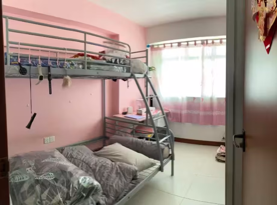 单间出租 • 义顺 • 316B Yishun Avenue 9 • S$800 • 3房(2臥室) • 普通房 照片