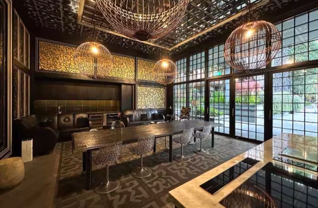 房屋出售 • 勿洛 •  Oue Twin Peaks • S$1270000 • 共管公寓 • 