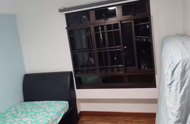 单间出租 • 林厝港 • 988A Jurong West Street 93 • S$1000 • 3房(2臥室) • 普通房