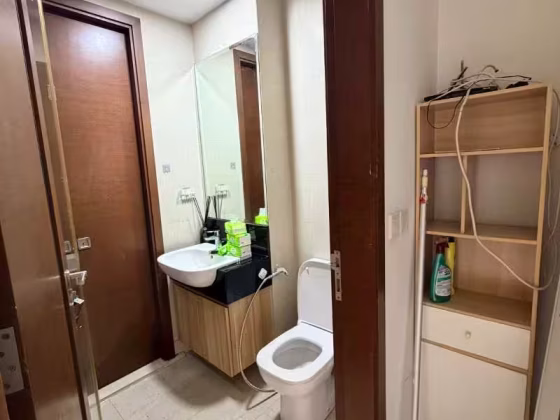 单间出租 • 欧南 •  Centra Suites • S$1100 • 住宅公寓 • 普通房 照片