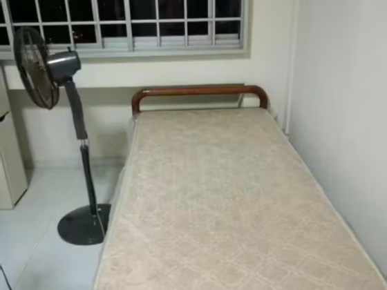 单间出租 • 三巴旺 • 619 Woodlands Drive 52 • S$600 • 4房(3臥室) • 普通房 照片