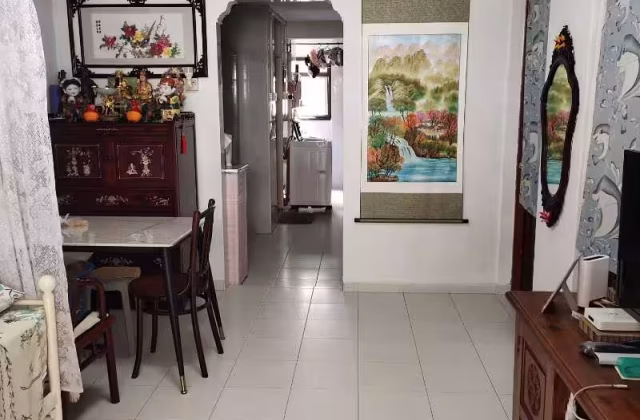 单间出租 • 马林百列 • 98 Lorong 1 Toa Payoh • S$0 • 3房(2臥室) • 主人房