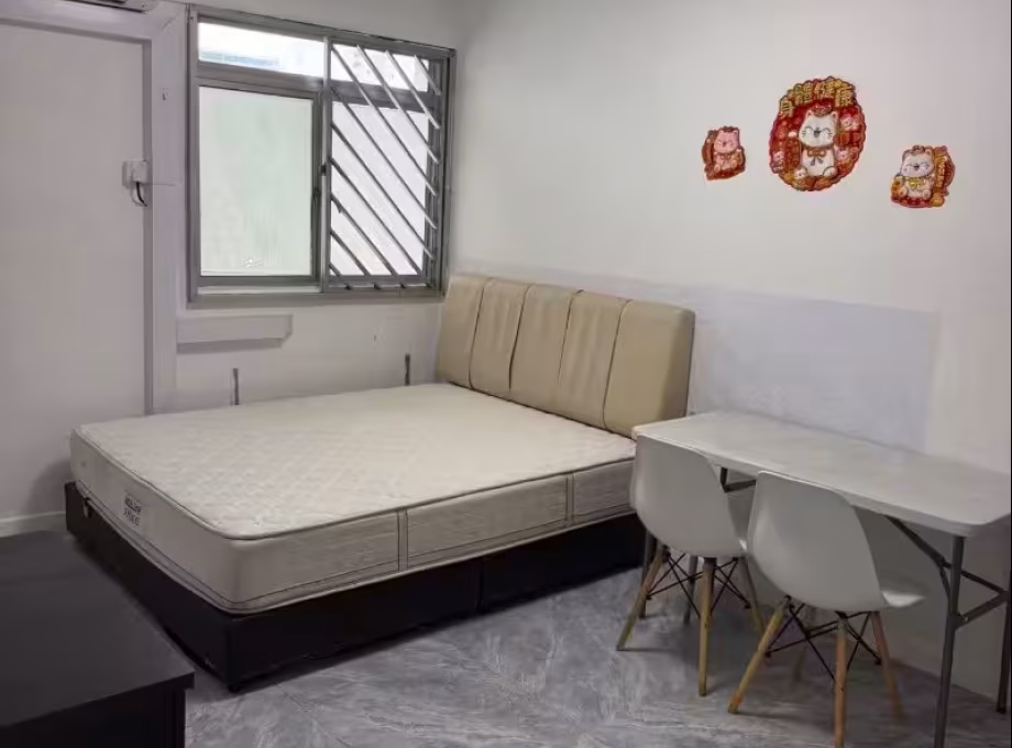 单间出租 • 马林百列 • 118 Lorong 1 Toa Payoh • S$1200 • 3房(2臥室) • 普通房 照片