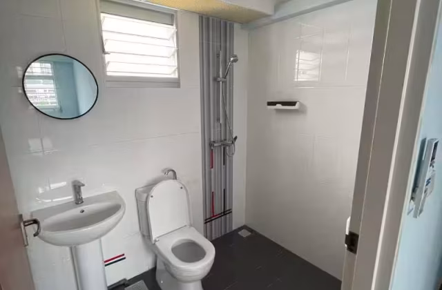 单间出租 • 梧槽 • 671B Yishun Avenue 4 • S$1300 • 3房(2臥室) • 主人房