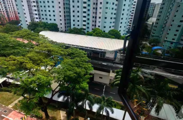 单间出租 • 碧山 • 297A Compassvale Street • S$800 • 3房(2臥室) • 普通房