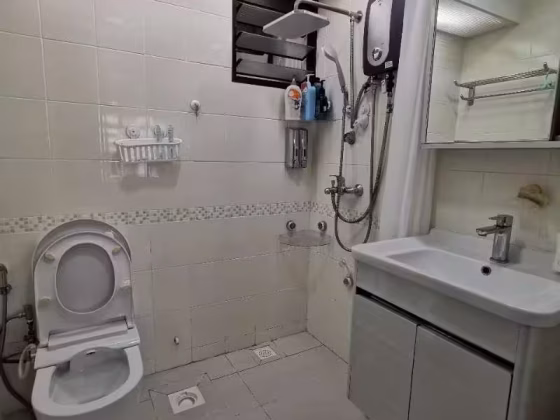 单间出租 • 碧山 • 441A Fernvale Road • S$750 • 3房(2臥室) • 普通房 照片