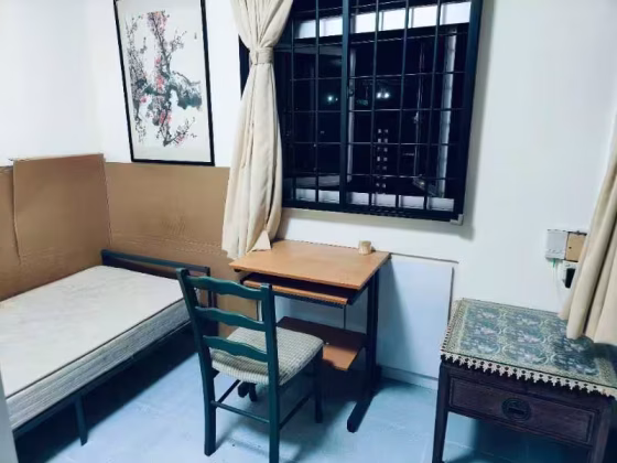 单间出租 • 宏茂桥 • 574 Pasir Ris Street 53 • S$550 • 3房(2臥室) • 佣人房 照片