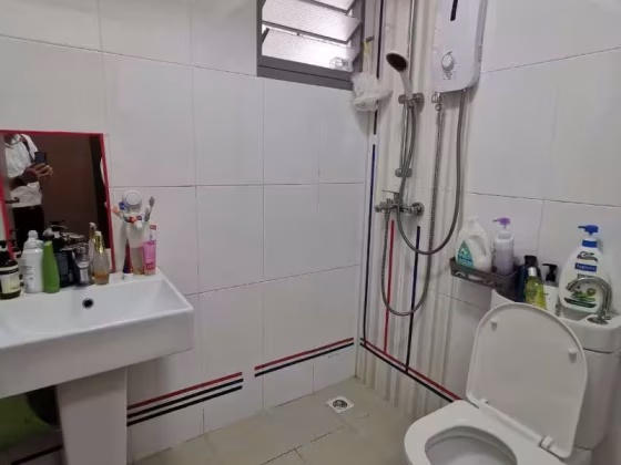 整套出租 • 蔡厝港 • 30 Margaret Drive • S$2000 • 3房(2臥室) • 400ft² / 37m² 照片