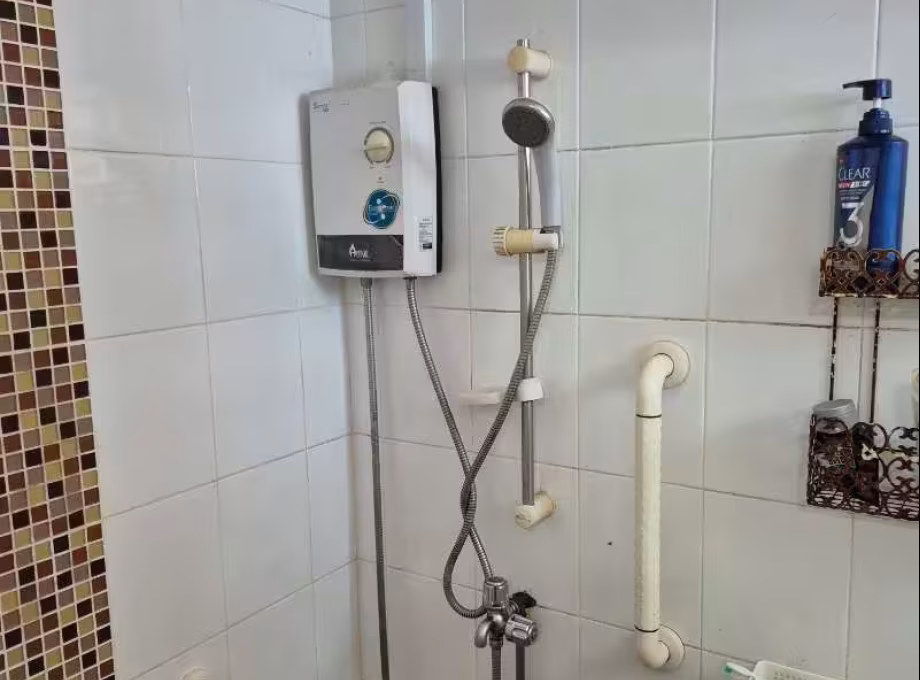 单间出租 • 义顺 • 265 Yishun Street 22 • S$1000 • 4房(3臥室) • 主人房 照片