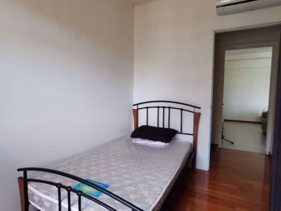 单间出租 • 樟宜 • 175B Punggol Field • S$500 • 3房(2臥室) • 普通房 照片