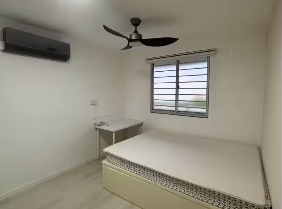 单间出租 • 马林百列 • 23 Toa Payoh East • S$1350 • 3房(2臥室) • 普通房 照片