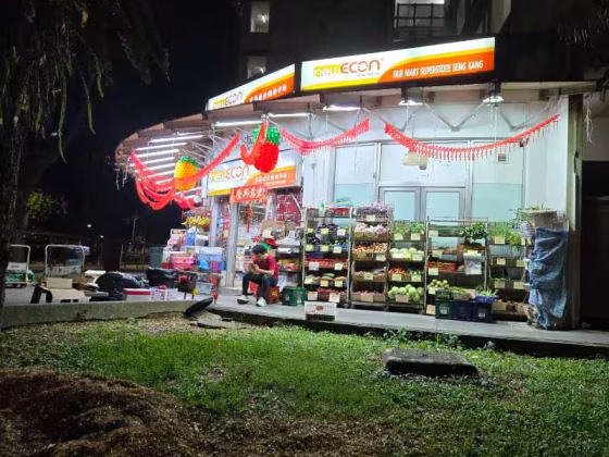 单间出租 • 盛港 • 297A Compassvale Street • S$700 • 4房(3臥室) • 普通房 照片