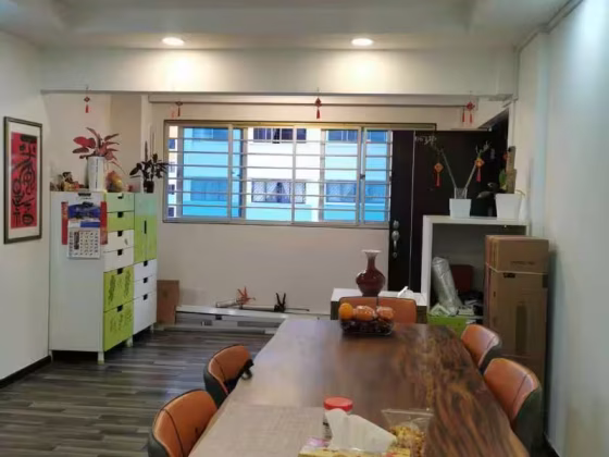 单间出租 • 林厝港 • 748 Jurong West Street 73 • S$900 • 5房(4臥室) • 普通房 照片