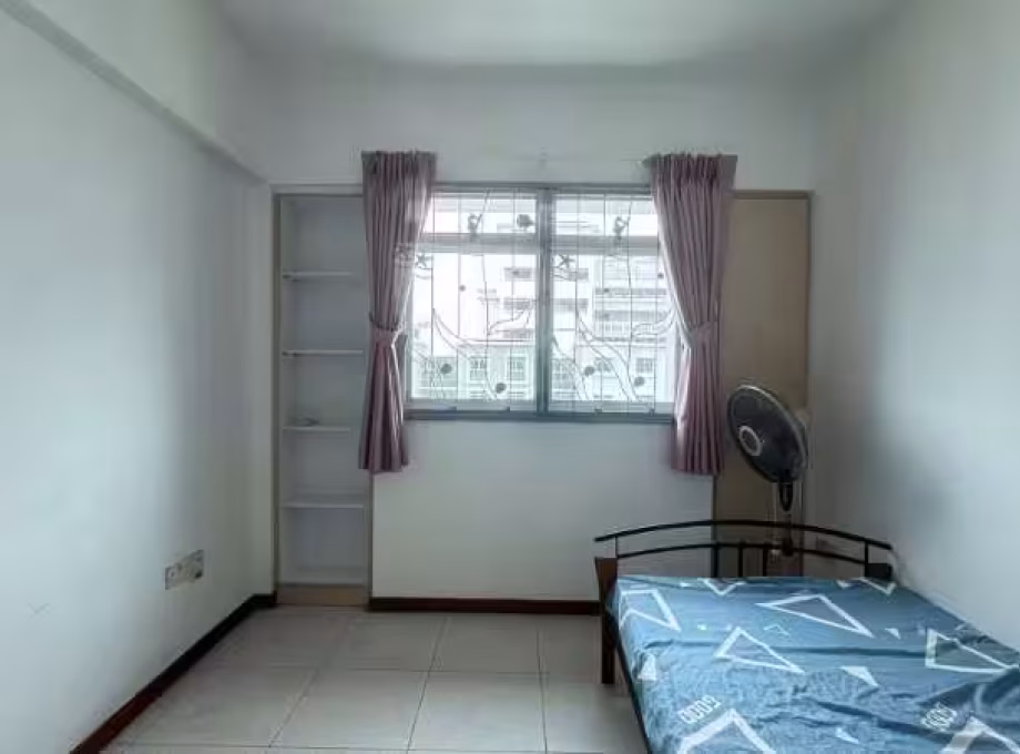 单间出租 • 樟宜 • 175B Punggol Field • S$800 • 3房(2臥室) • 普通房 照片