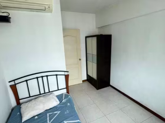 单间出租 • 樟宜 • 175B Punggol Field • S$800 • 3房(2臥室) • 普通房 照片