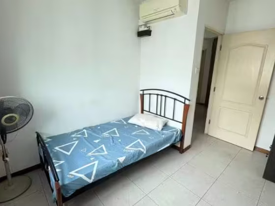 单间出租 • 樟宜 • 175B Punggol Field • S$800 • 3房(2臥室) • 普通房 照片