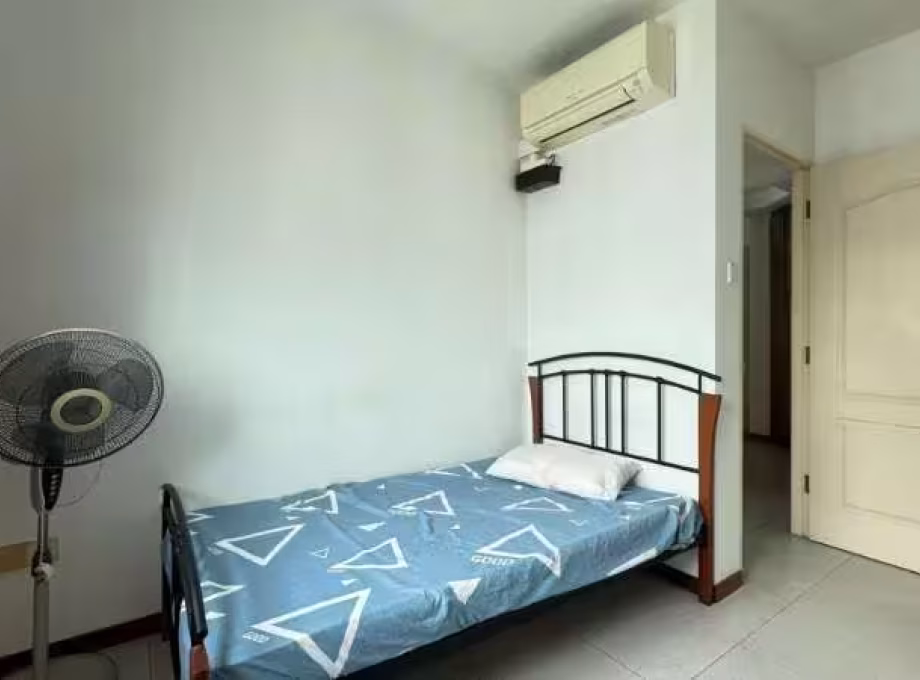 单间出租 • 樟宜 • 175B Punggol Field • S$750 • 3房(2臥室) • 普通房 照片