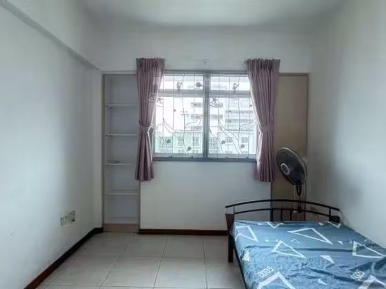 单间出租 • 樟宜 • 175B Punggol Field • S$750 • 3房(2臥室) • 普通房 照片