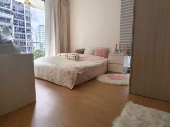 单间出租 • 樟宜 •  PrivÉ • S$1600 • 执行公寓 • 主人房 照片