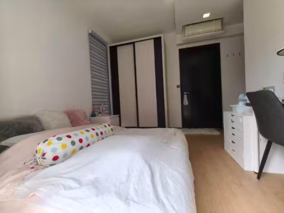 单间出租 • 樟宜 •  PrivÉ • S$1600 • 执行公寓 • 主人房 照片