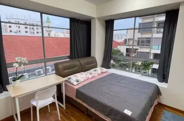 单间出租 • 欧南 •  The Sunflower • S$2000 • 住宅公寓 • 主人房