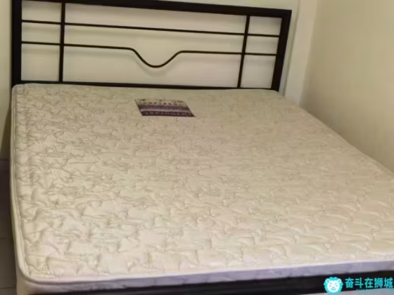 单间出租 • 三巴旺 • 526 Woodlands Drive 14 • S$650 • 5房(4臥室) • 普通房 照片