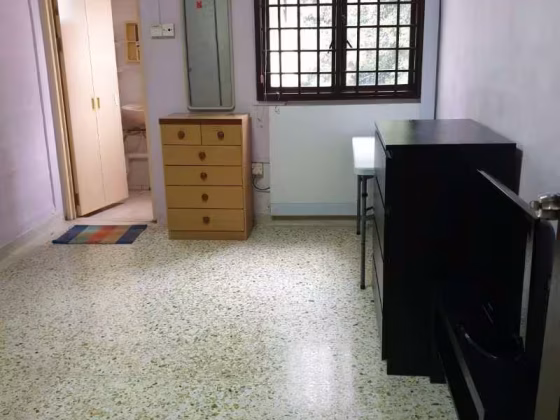 单间出租 • 乌节 • 324 Ang Mo Kio Avenue 3 • S$850 • 4房(3臥室) • 普通房 照片
