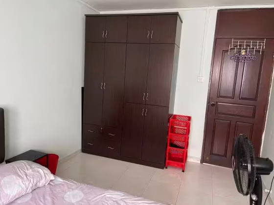 单间出租 • 梧槽 • 621 Yishun Ring Road • S$1000 • 4房(3臥室) • 普通房 照片