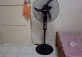 单间出租 • 马林百列 • 211 Lorong 8 Toa Payoh • S$550 • 4房(3臥室) • 普通房