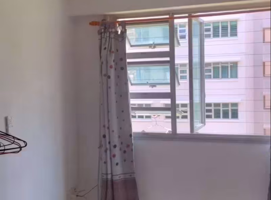 单间出租 • 三巴旺 • 573C Woodlands Drive 16 • S$900 • 4房(3臥室) • 普通房 照片