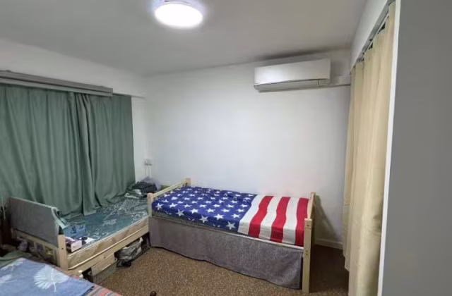 单间出租 • 金文泰 • 130 Kim Tian Road • S$500 • 3房(2臥室) • 普通房