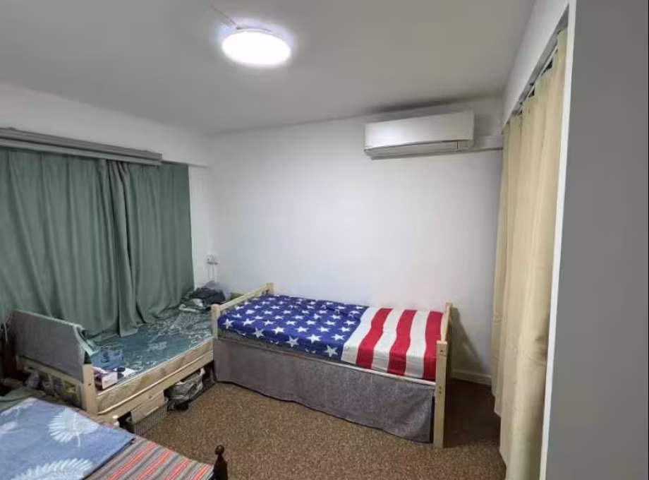 单间出租 • 金文泰 • 130 Kim Tian Road • S$500 • 3房(2臥室) • 普通房 照片