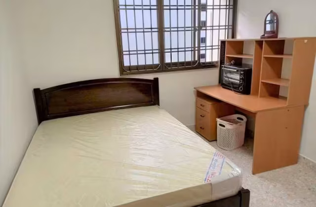 单间出租 • 勿洛 • 543 Bedok North Street 3 • S$800 • 4房(3臥室) • 普通房