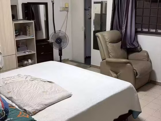 单间出租 • 巴耶利峇 • 307 Jurong East Street 32 • S$1300 • 5房(4臥室) • 主人房 照片