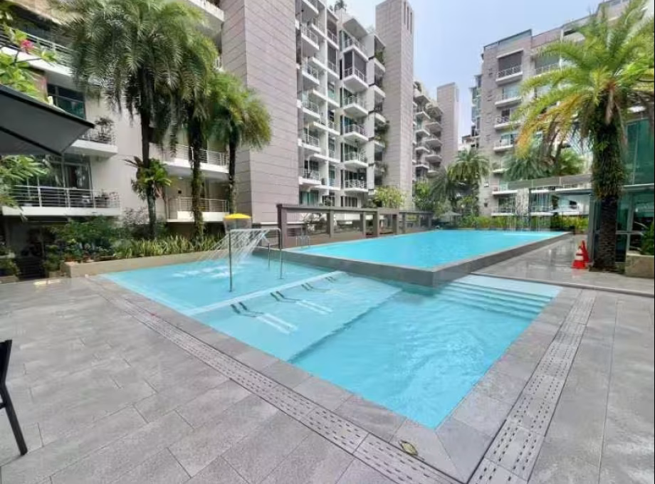 单间出租 • 欧南 •  The Alcove • S$1150 • 住宅公寓 • 普通房 照片