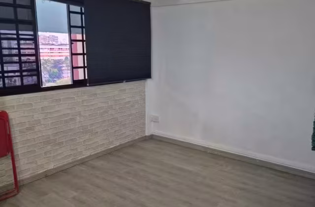单间出租 • 义顺 • 213 Yishun Street 21 • S$1200 • 5房(4臥室) • 普通房
