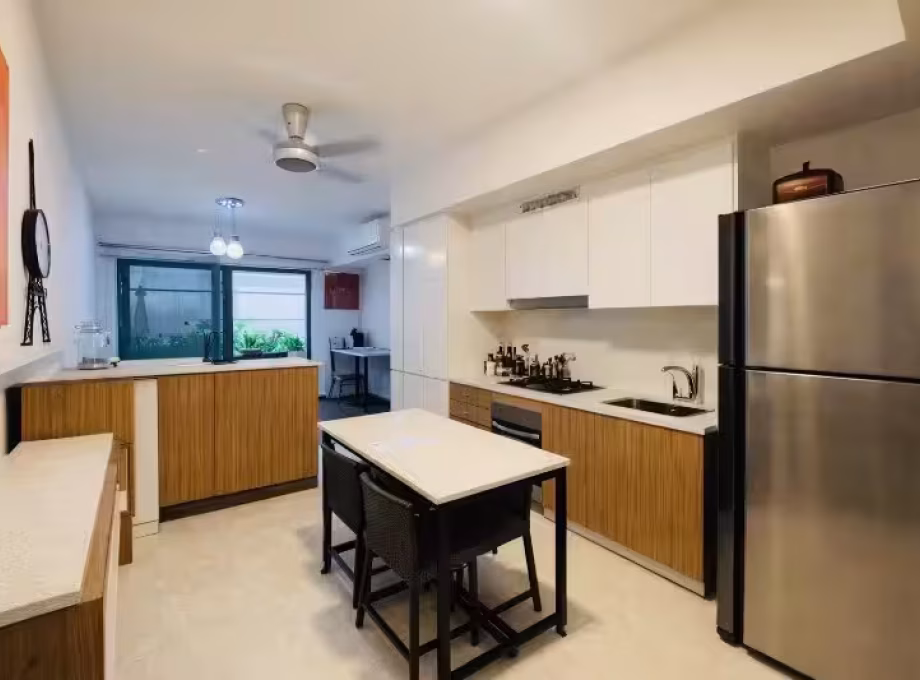 房屋出售 • 裕廊西 •  The Lakefront Residences • S$1050000 • 共管公寓 • 624ft² / 57m² 照片