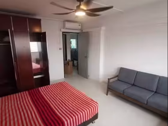 单间出租 • 三巴旺 • 872 Woodlands Street 81 • S$1000 • 5房(4臥室) • 普通房 照片