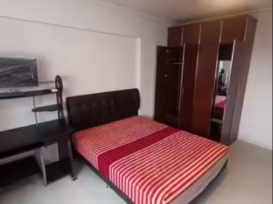 单间出租 • 三巴旺 • 872 Woodlands Street 81 • S$1000 • 5房(4臥室) • 普通房 照片