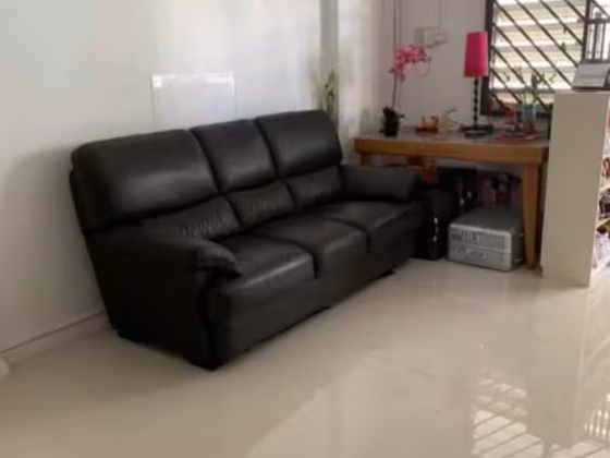 单间出租 • 金文泰 • 105 Henderson Crescent • S$680 • 3房(2臥室) • 普通房 照片
