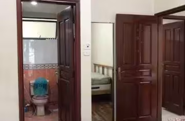 整套出租 • 武吉巴督 •  Hillview Heights • S$3800 • 共管公寓 • 990ft² / 91m²
