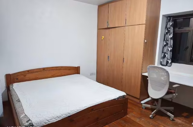 单间出租 • 蔡厝港 • 90 Tanglin Halt Road • S$1600 • 5房(4臥室) • 主人房