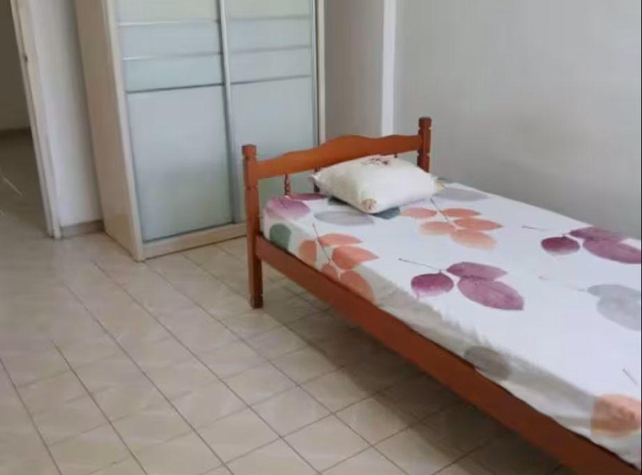 单间出租 • 裕廊东 • 301 Jurong East Street 32 • S$600 • 4房(3臥室) • 床位出租 照片