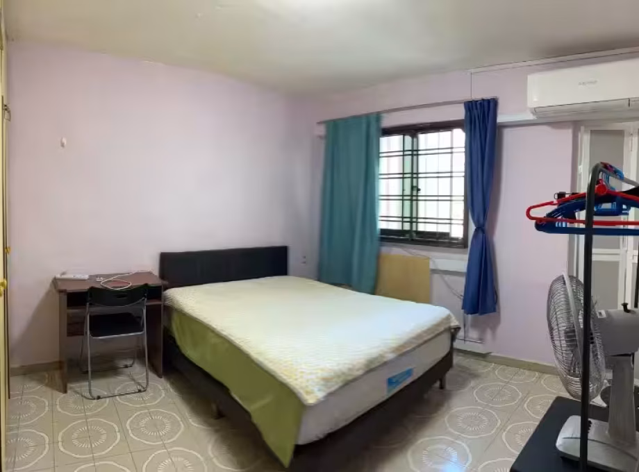 单间出租 • 巴耶利峇 • 244 Jurong East Street 24 • S$1200 • 3房(2臥室) • 主人房 照片